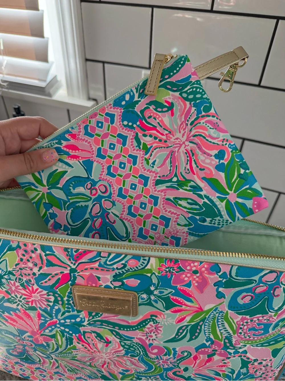 Lilly Pulitzer Pink & Turquoise Floral Travel laptop case